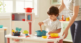 10 Best Large Play Kitchens for Kids in 2026